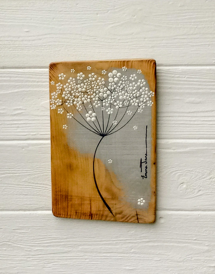 Small Cow Parsley Soft Grey Reclaimed Wood